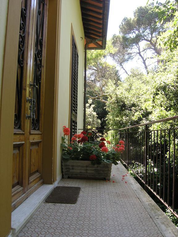 Villa Violetta Castiglioncello Rum bild