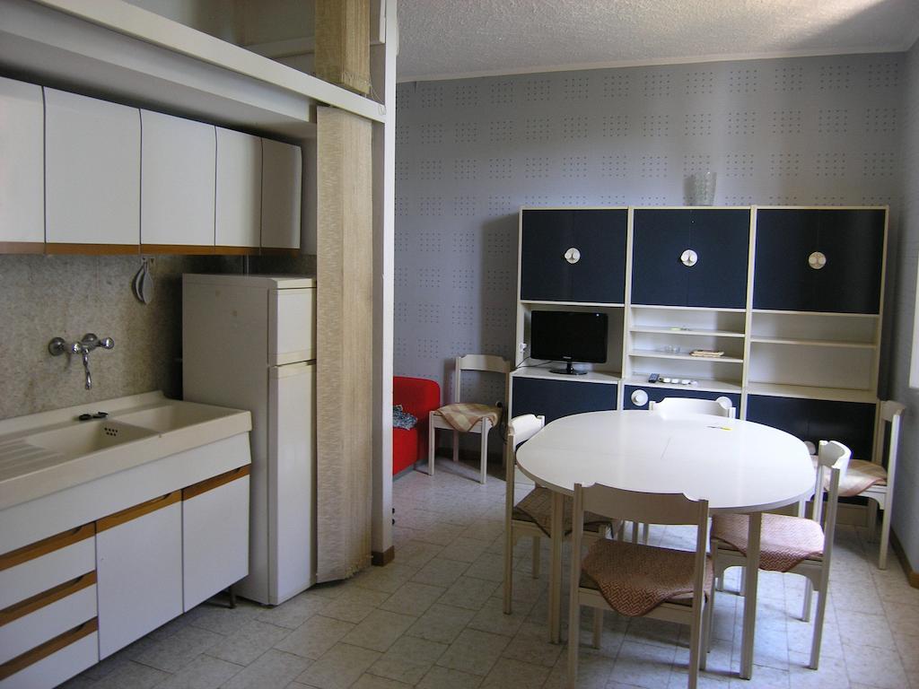 Villa Violetta Castiglioncello Rum bild